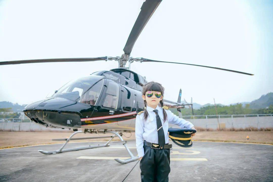 冲上云霄之小小飞行员珠三角终于也迎来飞行体验营