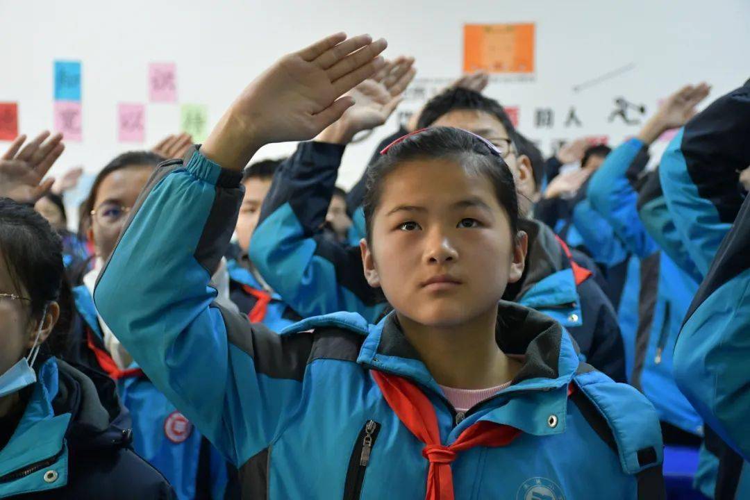 【丰翼小学】成功在于坚持 ——各校区升旗仪式