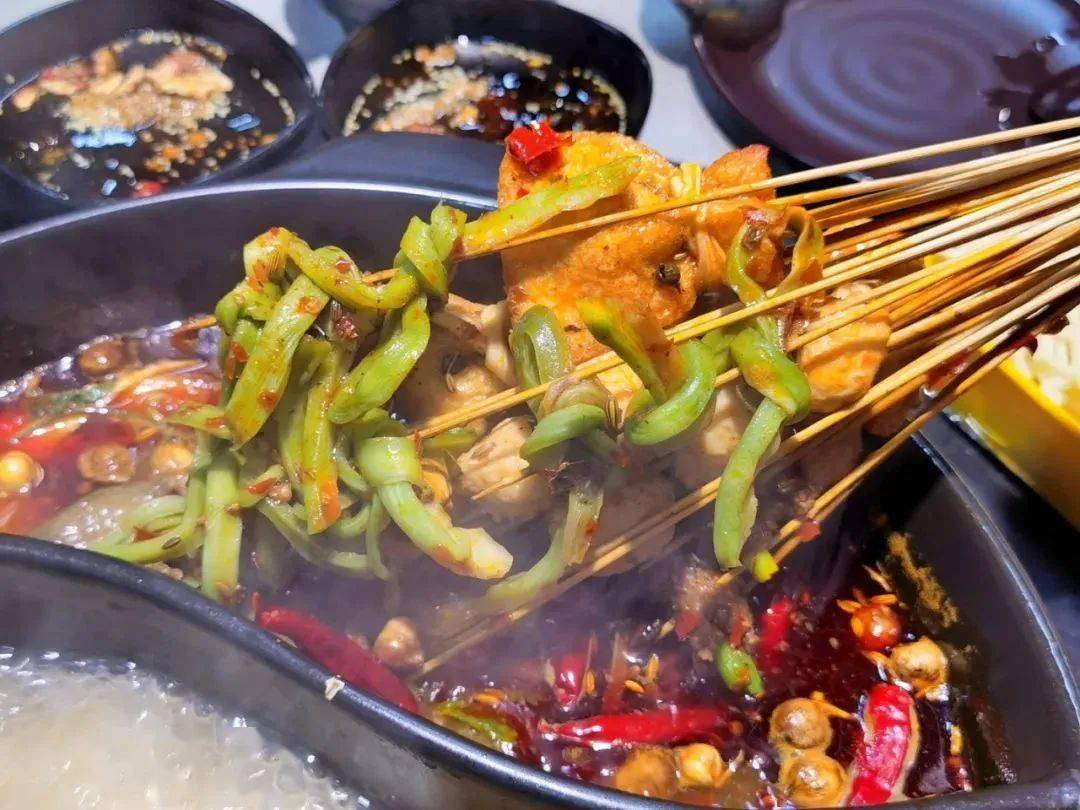 松北区龙轩路无需预约399元享川鼎蜀渝人家泥锅涮串活动套餐骨汤麻辣