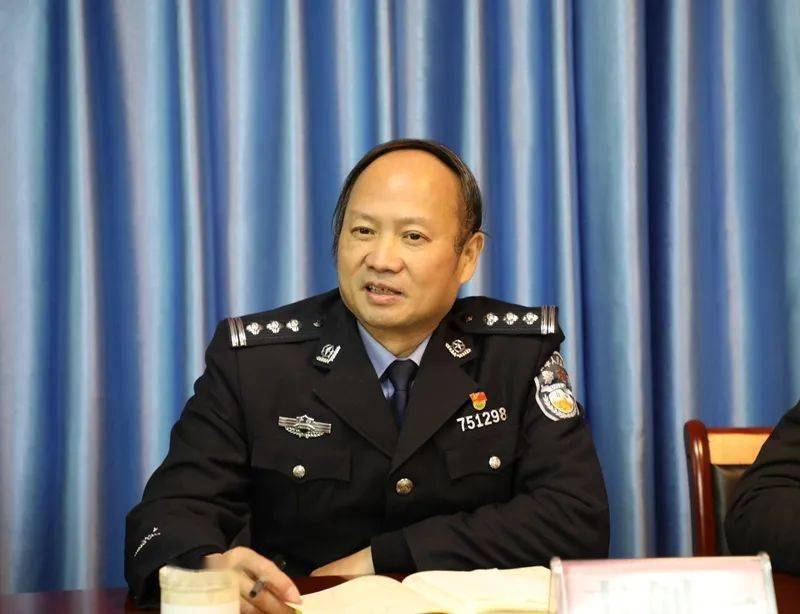 12月17日,副县长,公安党委书记,局长韦创一出席向阳镇警务助理座谈会