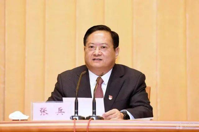 市委书记张兵讲话,市委副书记,市长毛宏芳主持,市领导刘冬生,高粱慧