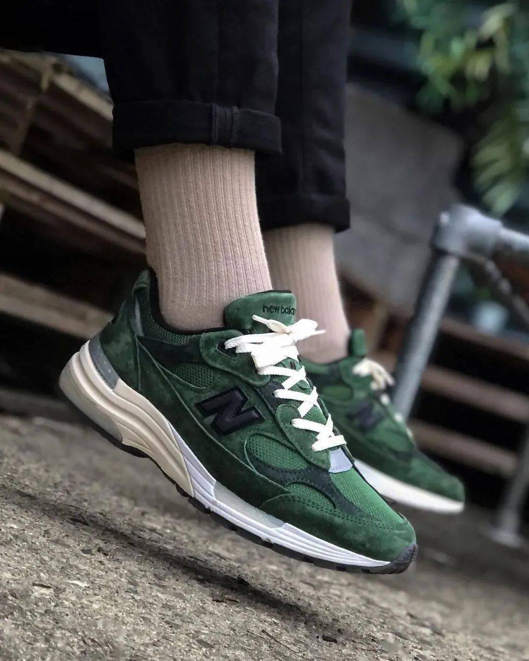 jjjjound x new balance 992