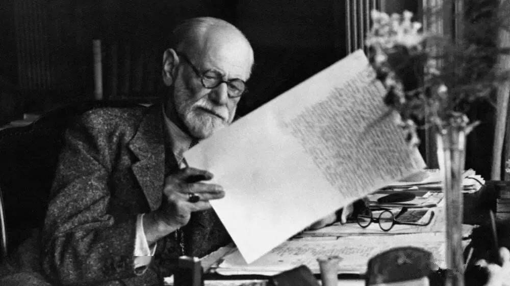 弗洛伊德:人生最重要的是工作和爱_心理学