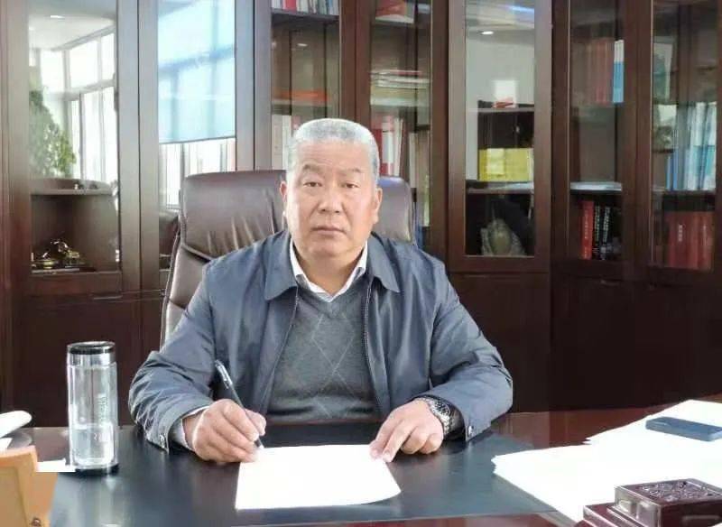 扶风城西故事之二十:优秀企业家罗平兴