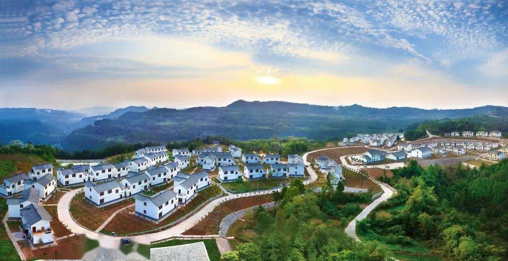 巴中生态宜居绘新颜美丽乡村入画来