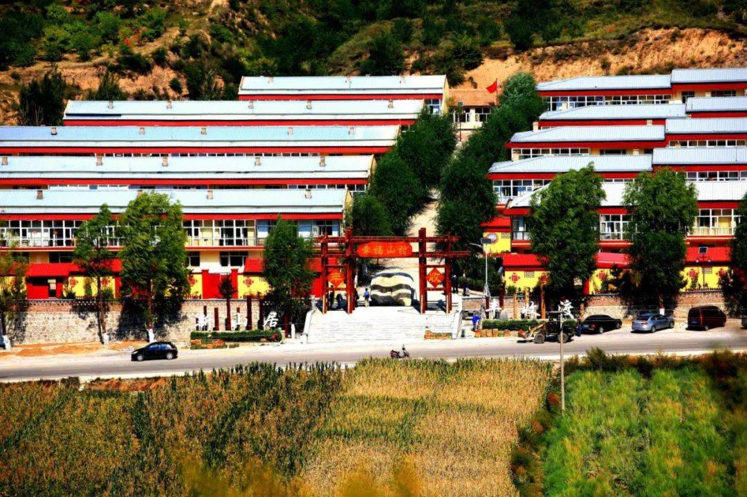 新华社下花园区构筑六道防线打赢防贫持久战