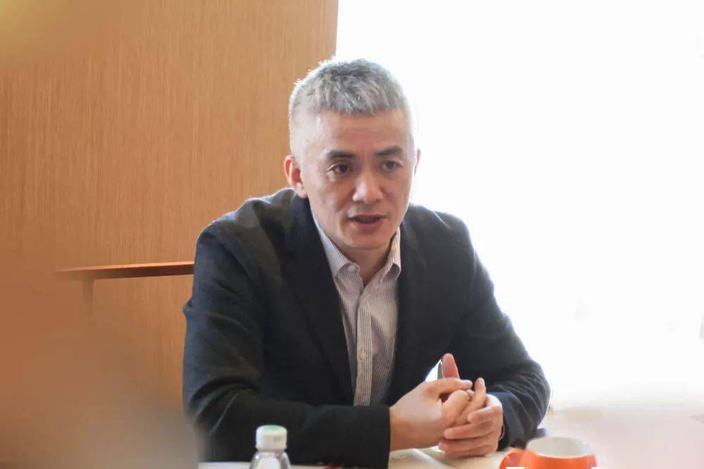 全国总设计师刘晓萍,执行总裁梅建亚,常务副总裁冷劲松,副总裁邓辉