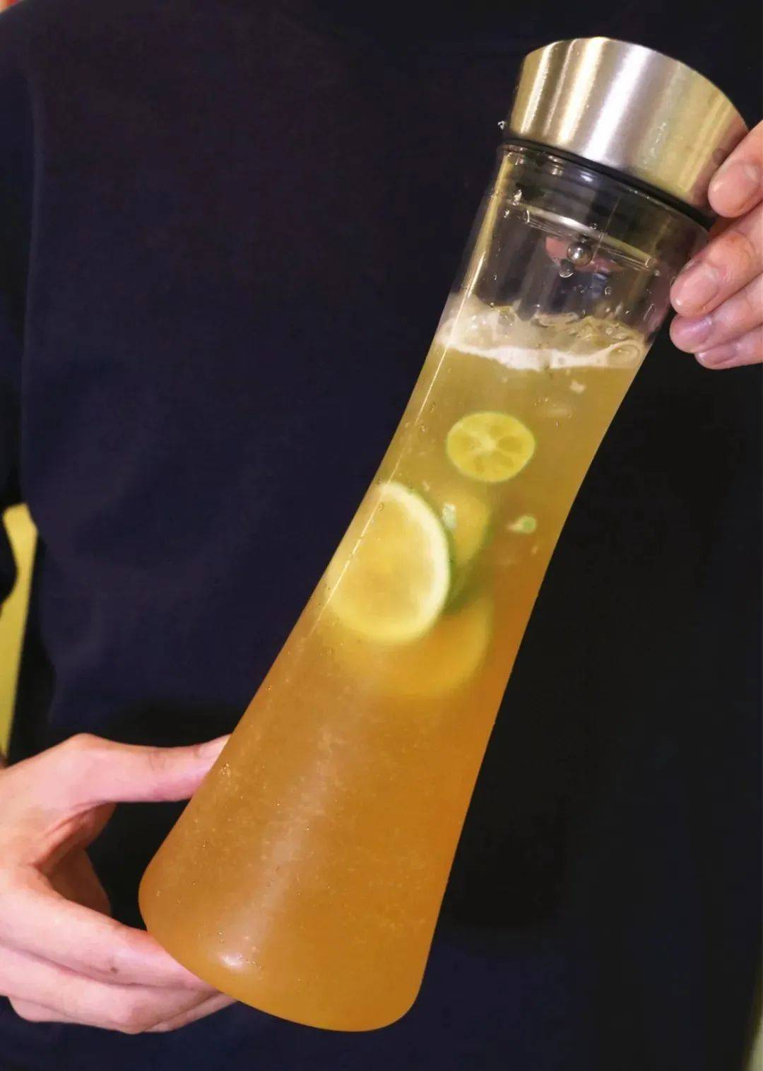 石湾这家椰子鸡狂打48折你看我挤得进去吗