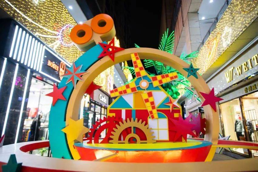 连江万家缤纷圣诞圣诞精灵巡游震撼来袭还有浪漫飘雪陪你白头到老这个