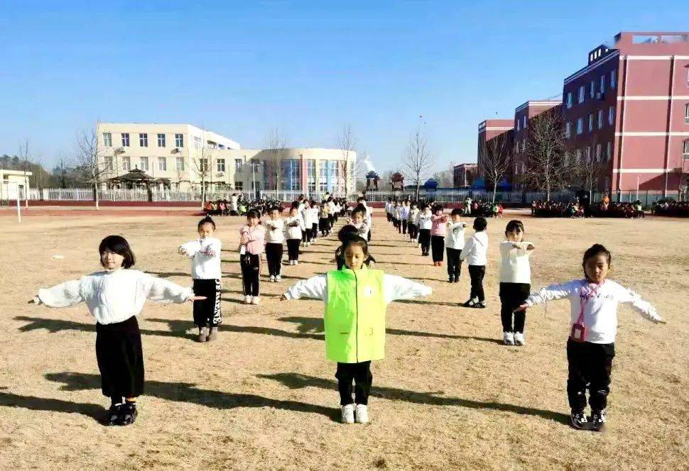 "信之队"就是这样练成的奔向美好的未来迈开自信的步伐,岚山区虎山镇