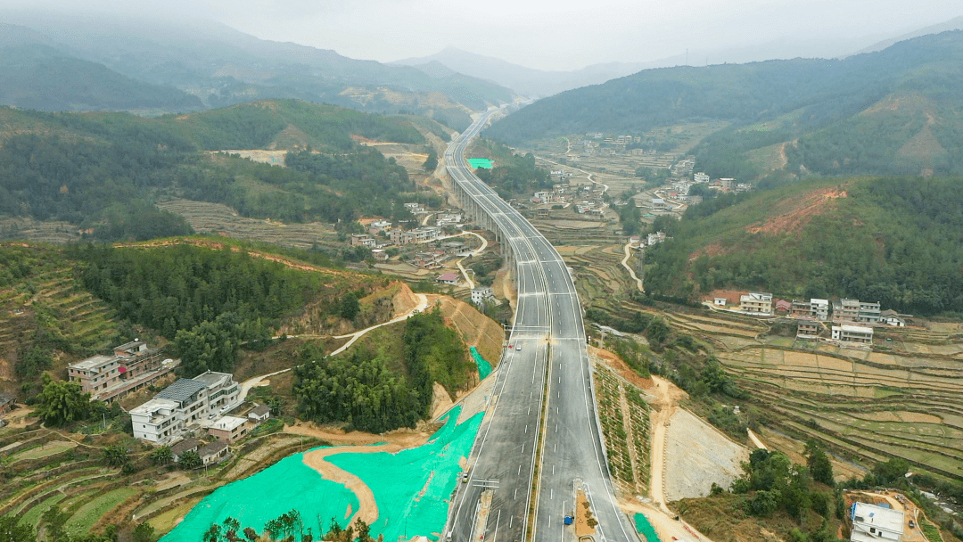 兴赣北延高速公路图片