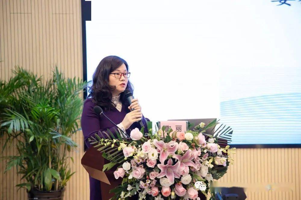 保健协会盆底康复专委会主任委员,浙江大学附属妇产科医院谢臻蔚教授