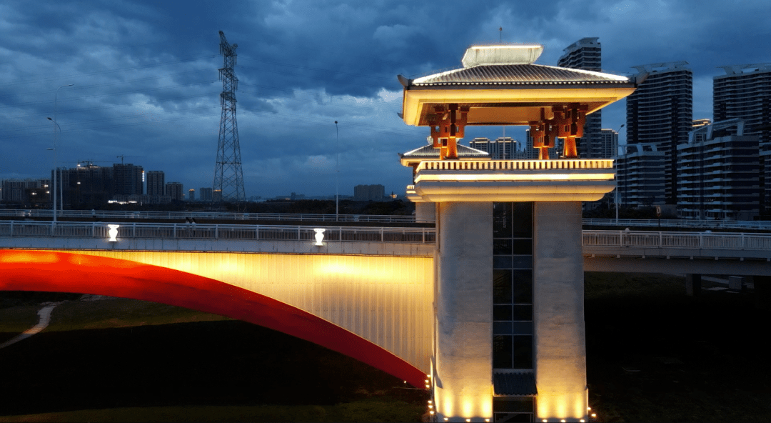 新世纪大桥沙石大桥武龙大桥全球通大桥西河大桥赣州特大桥和谐钟塔