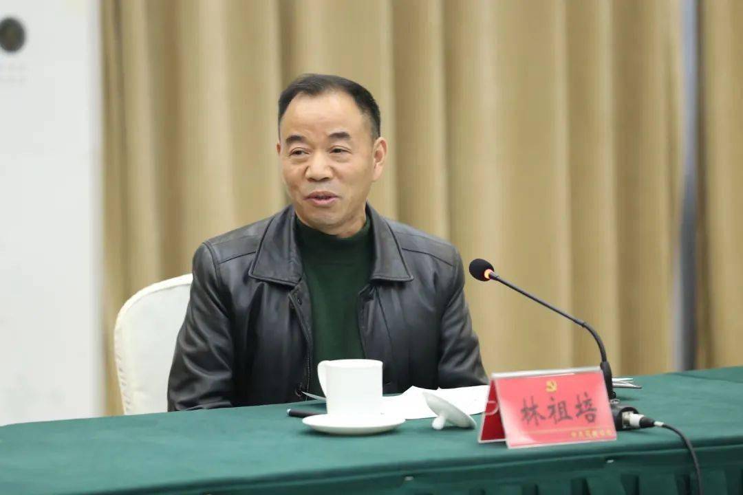 市委书记王乾主持召开十四五规划编制两代表一委员座谈会