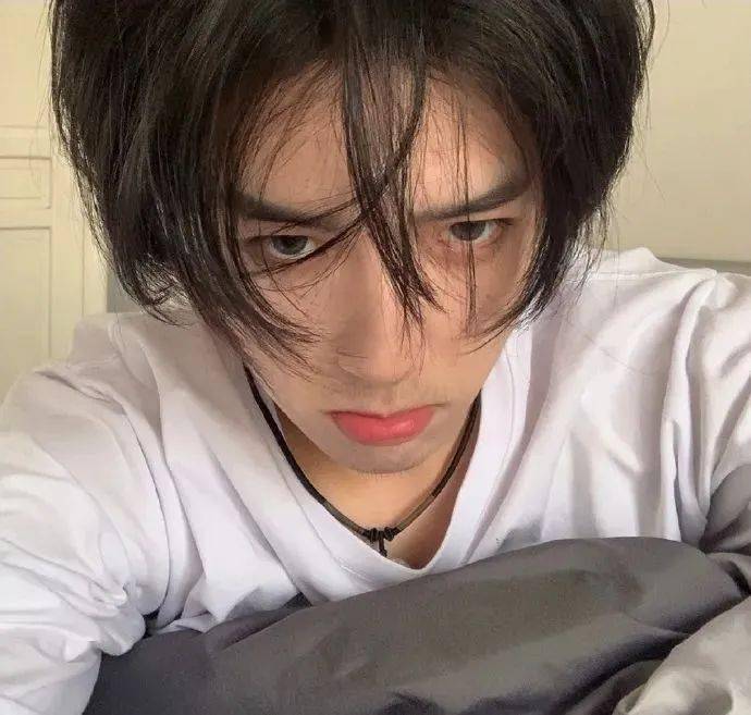 男生头像男生绿茶语录了解一下哟