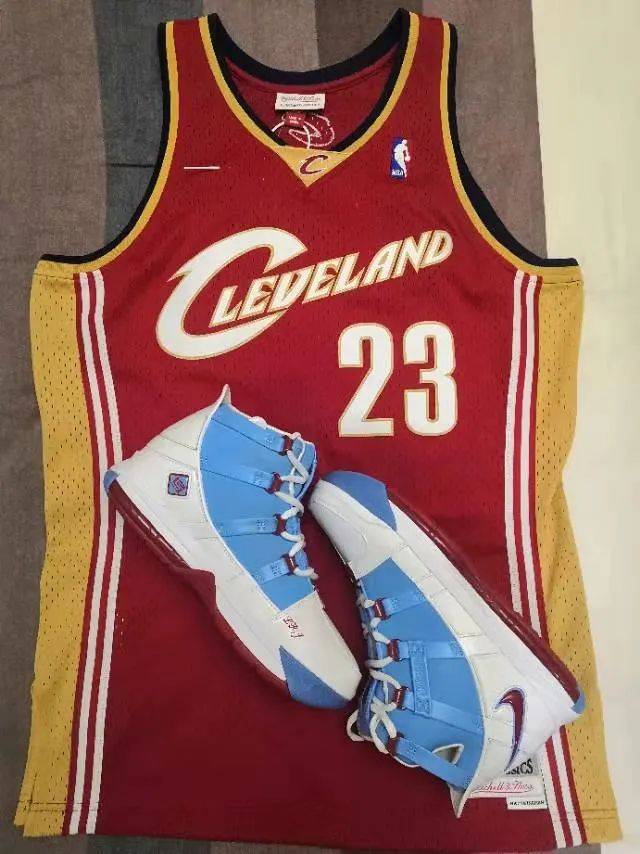 玩家视角1500收两双詹姆斯复刻接近55折詹蜜狂喜