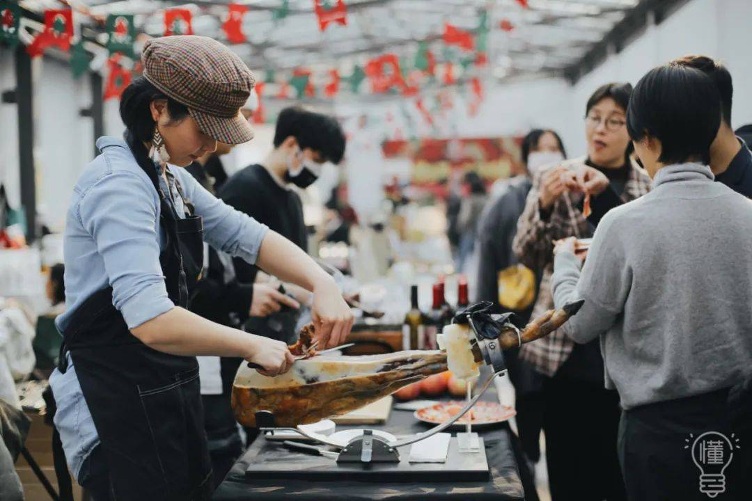 美院旁的艺术地标终于迎来展览集市文艺跨年首选