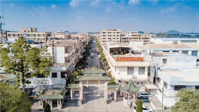 喜讯化龙镇潭山村荣获广州最美村庄称号