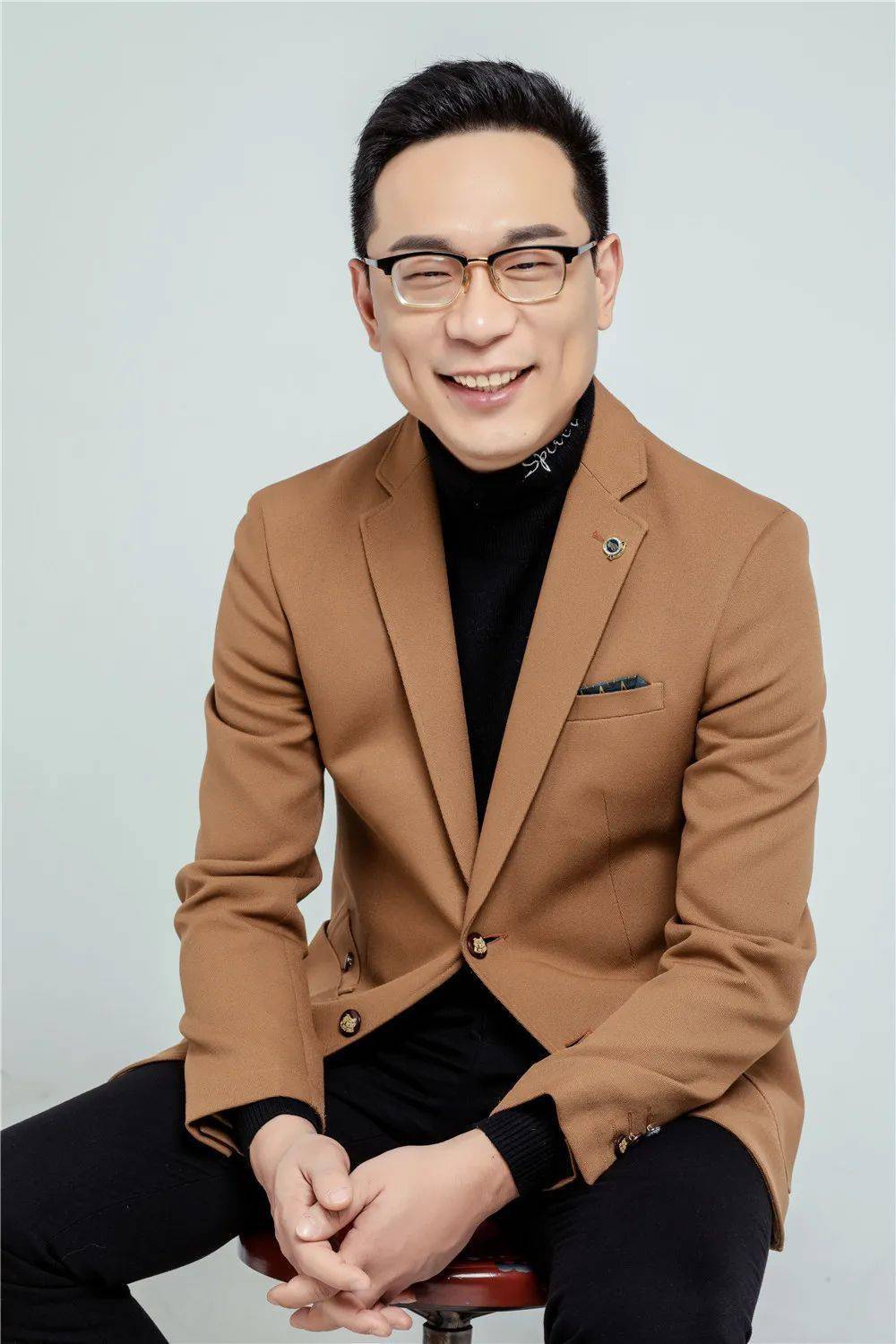 彭飞慧慧飞飞靓琪柯一苏阳闪闪飞翔张可精彩一整晚蔡俊杰演唱《爱是