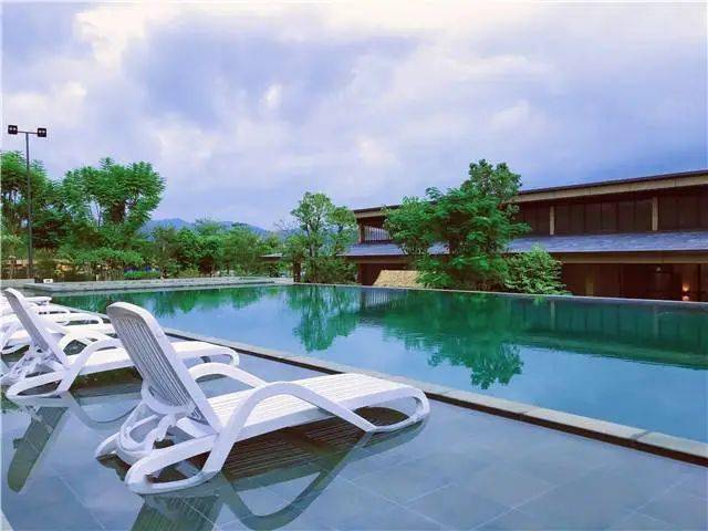 双旦特惠票68元蜂抢百色星河雪世界星河湾汤泉单人套票享受高品质汤泉