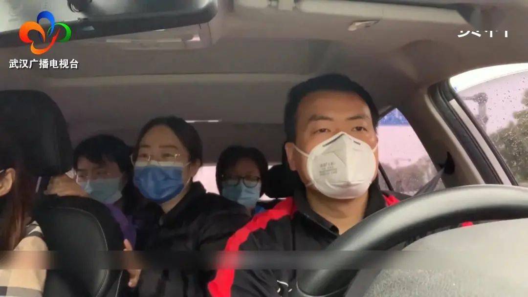 快递小哥 汪勇听听他的近况与感悟我们走近汪勇今天守护金银潭医护的