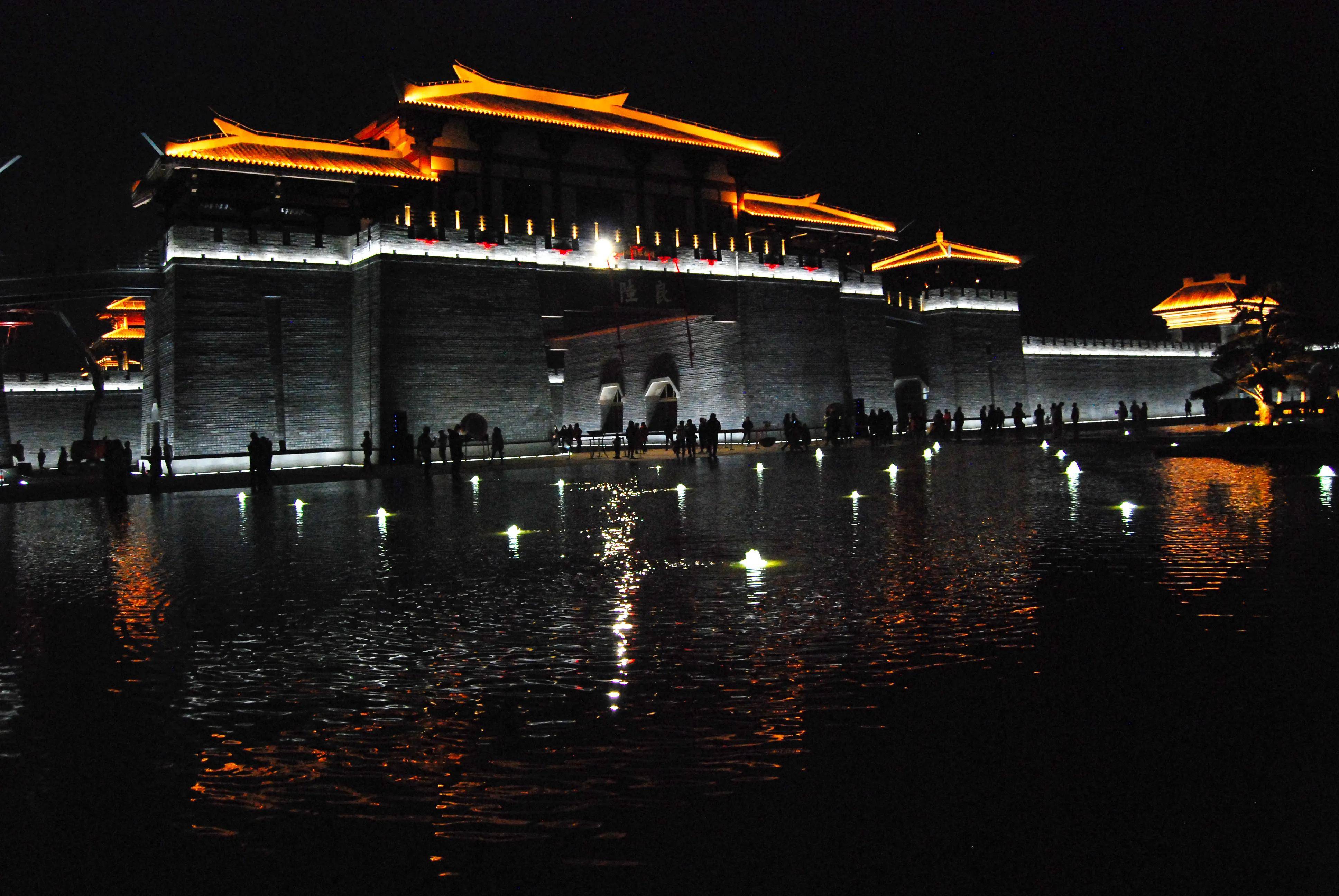 醉美陆良南境颐养小镇夜景【摄影作品】