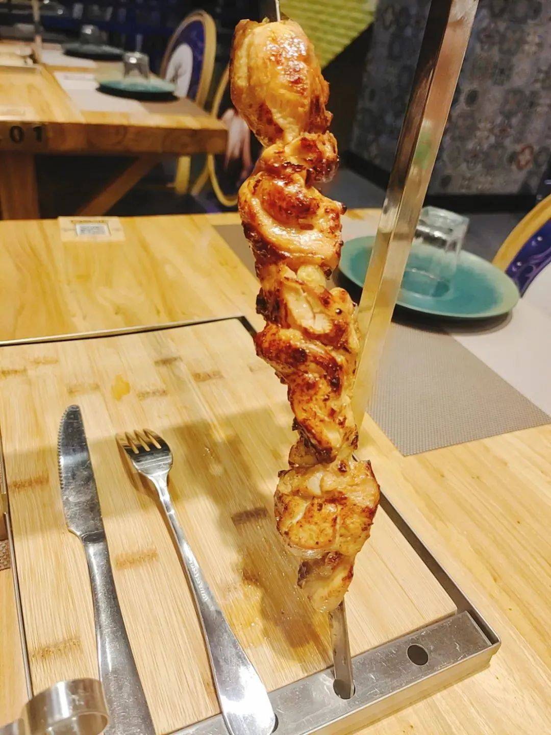 899元抢原价298元通海俄式烧烤34人套餐蒜爆肉大串黑椒罗勒叶鸡腿香辣