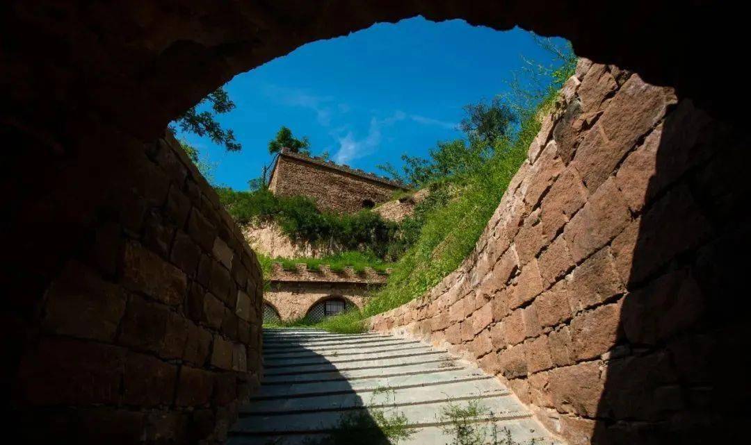 来榆林王家堡村开启一场未知的乡村之旅