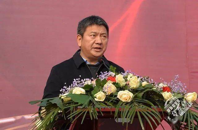 在开工仪式上,市委常委,常务副市长洪金虎介绍了项目情况.