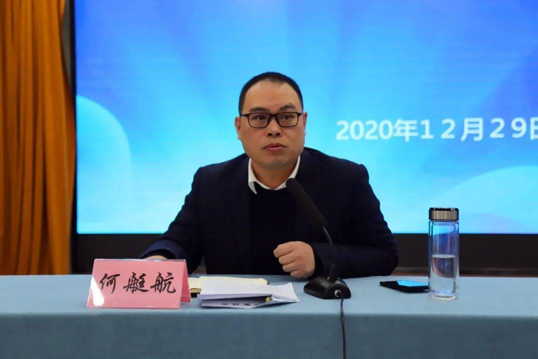 新登镇严密部署抗雪防冻工作