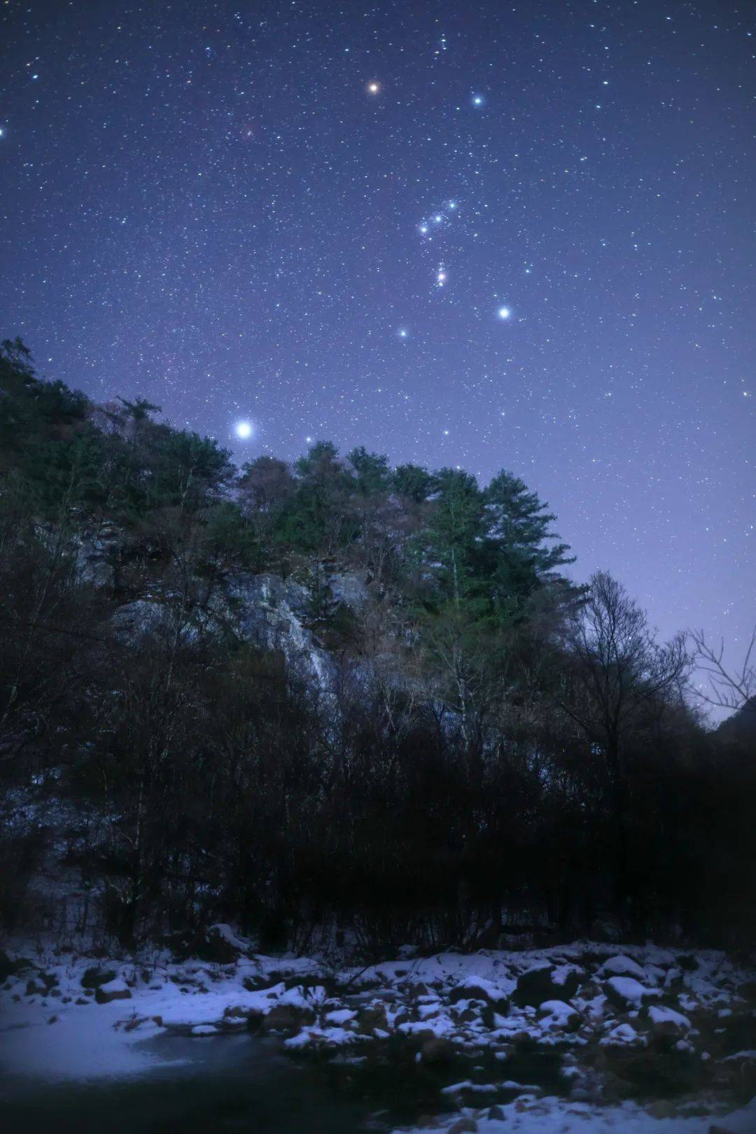 當晚北斗七星格外明朗,高懸在張良廟的屋脊上空,當古蹟遇到更古老的