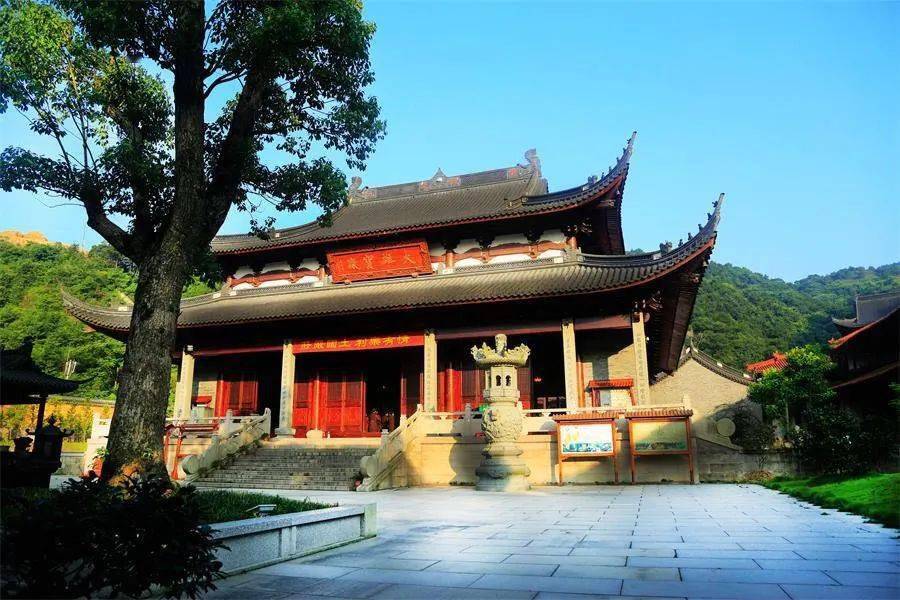 图|南白象街道头陀寺头陀寺获评2020年省级宗教普法示范点.