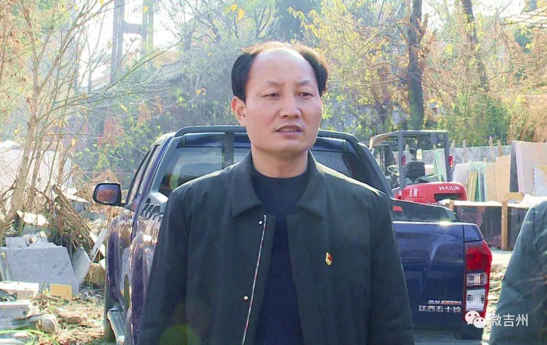 吉州区委书记尹冬苟现场调度国家卫生城市复审工作,副区长王远勇参加