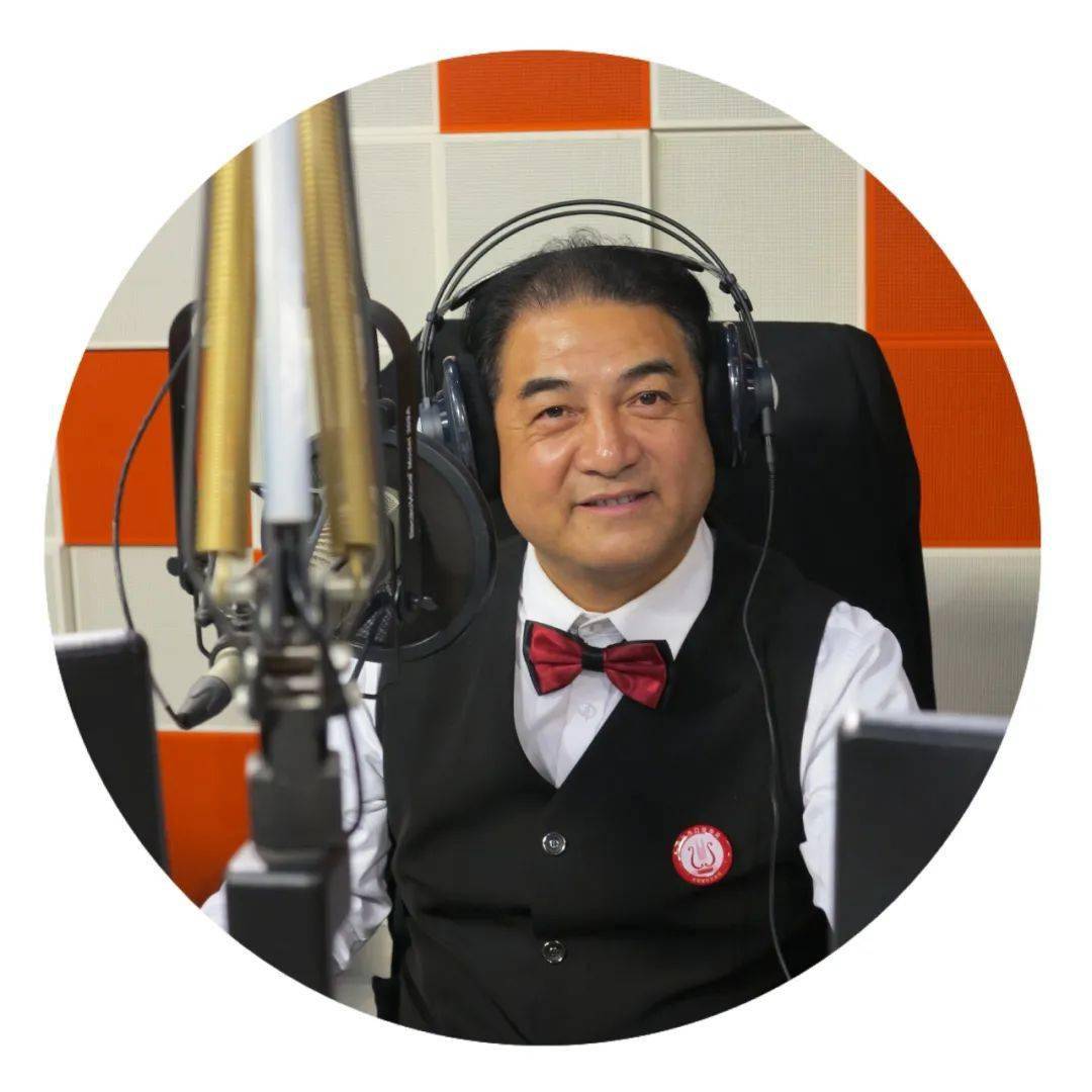 中国音乐协会会员温州中学资深音乐教师△黄筱武,季冬荣,李蜜,刘胜春