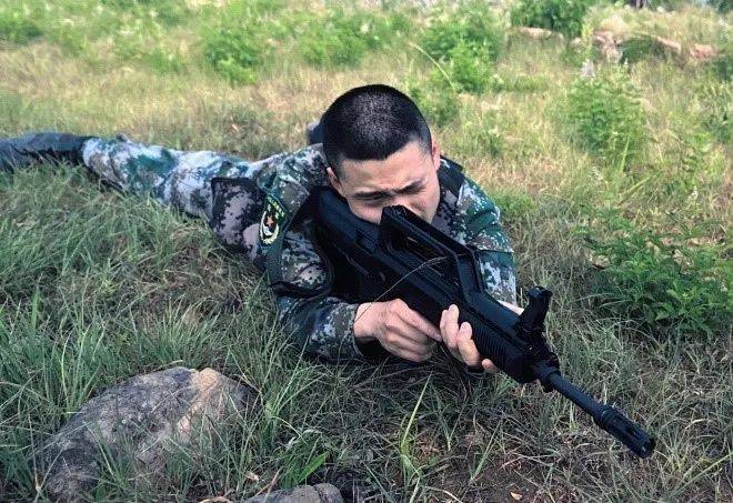 军旅回忆所获荣誉征兵地点:中国人民解放军73087部队征兵时间:2017年9