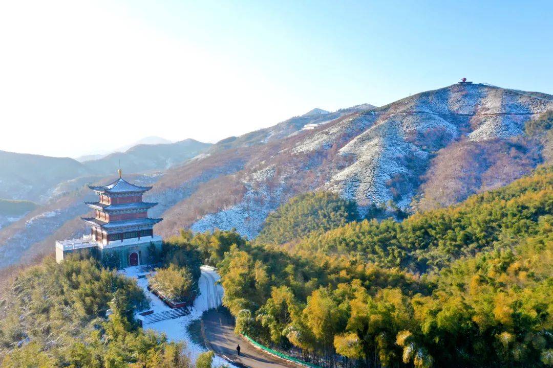 西九华山2020年岁末一场瑞雪分外妖娆!