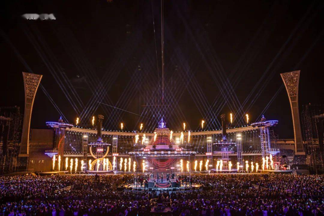走进湖南卫视20202021跨年演唱会未来之城幕后