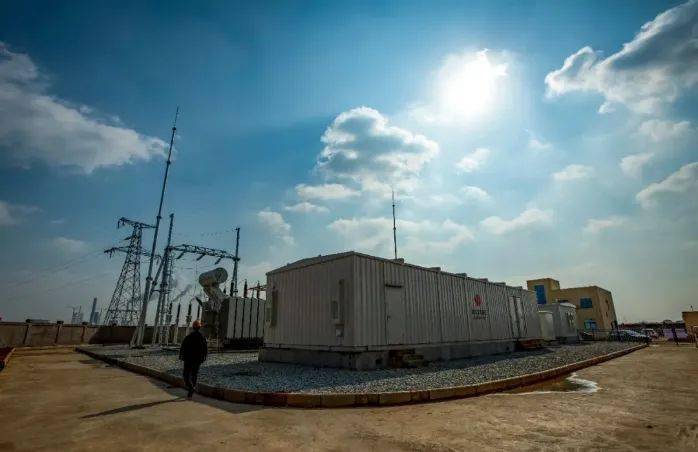 我市第一个百兆级光伏发电项目正式并网发电该项目位于国电丰城发电厂