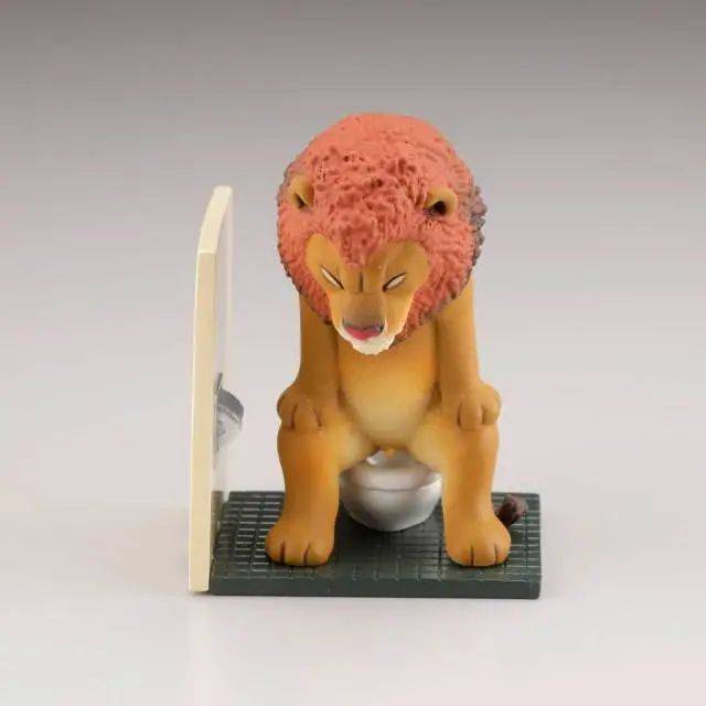 作为天生的王者,我总是在思考战略,因此在上厕所时也会紧锁眉头.