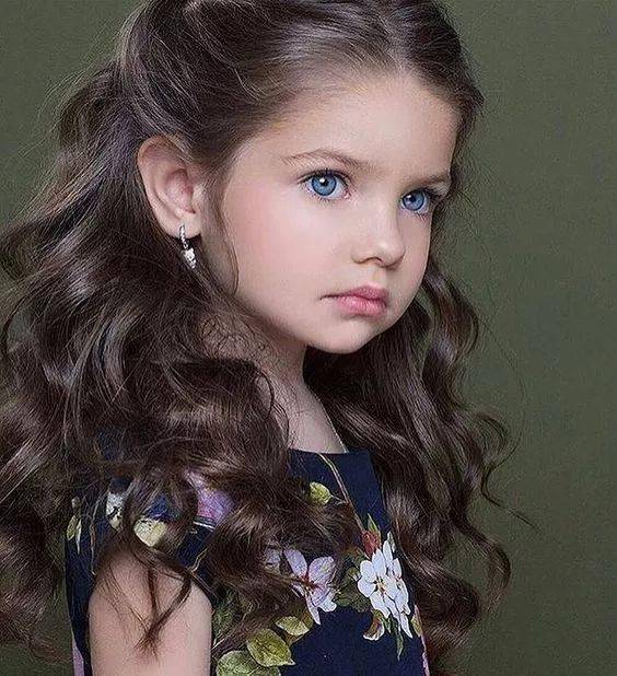 迷人双眼柔情似水太太太太太太迷人了