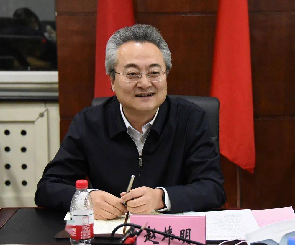 学校召开民主党派负责人校情通报会