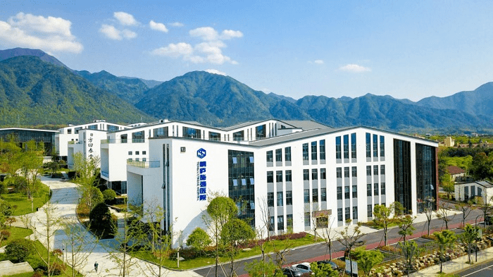 拥抱互联网医院的施强医药让我们看到了药企转型的几个新趋势