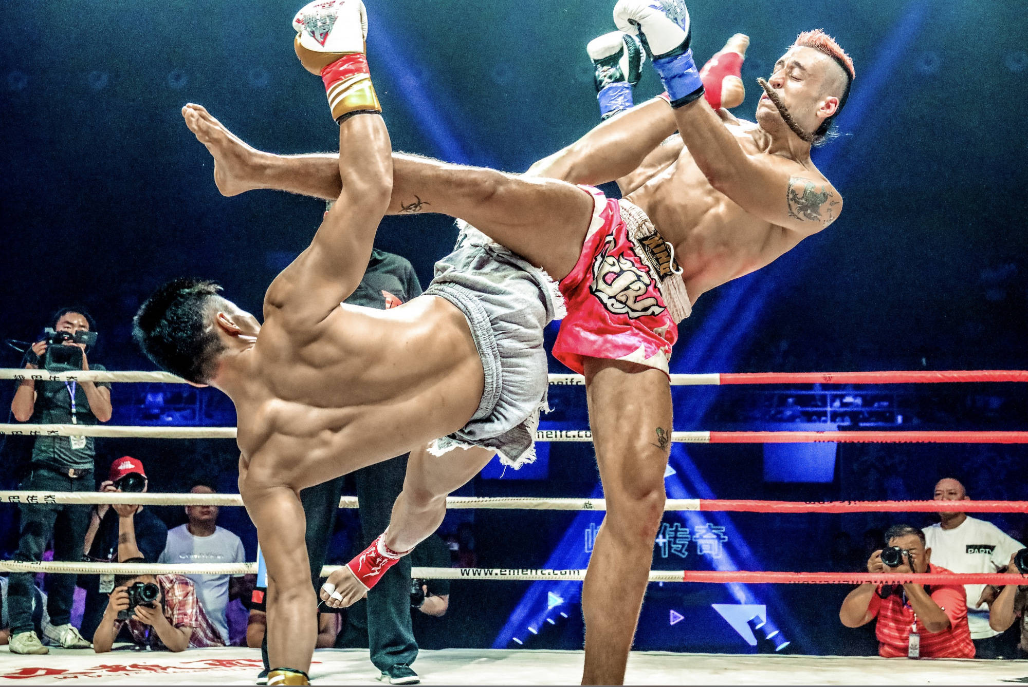 武林风重金签约韩飞龙扛传武大旗武僧一龙破罐破摔终究沦为弃子