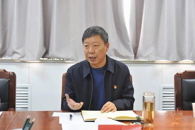 市财政局深入传达学习市委九届十一次全会暨市委经济工作会精神
