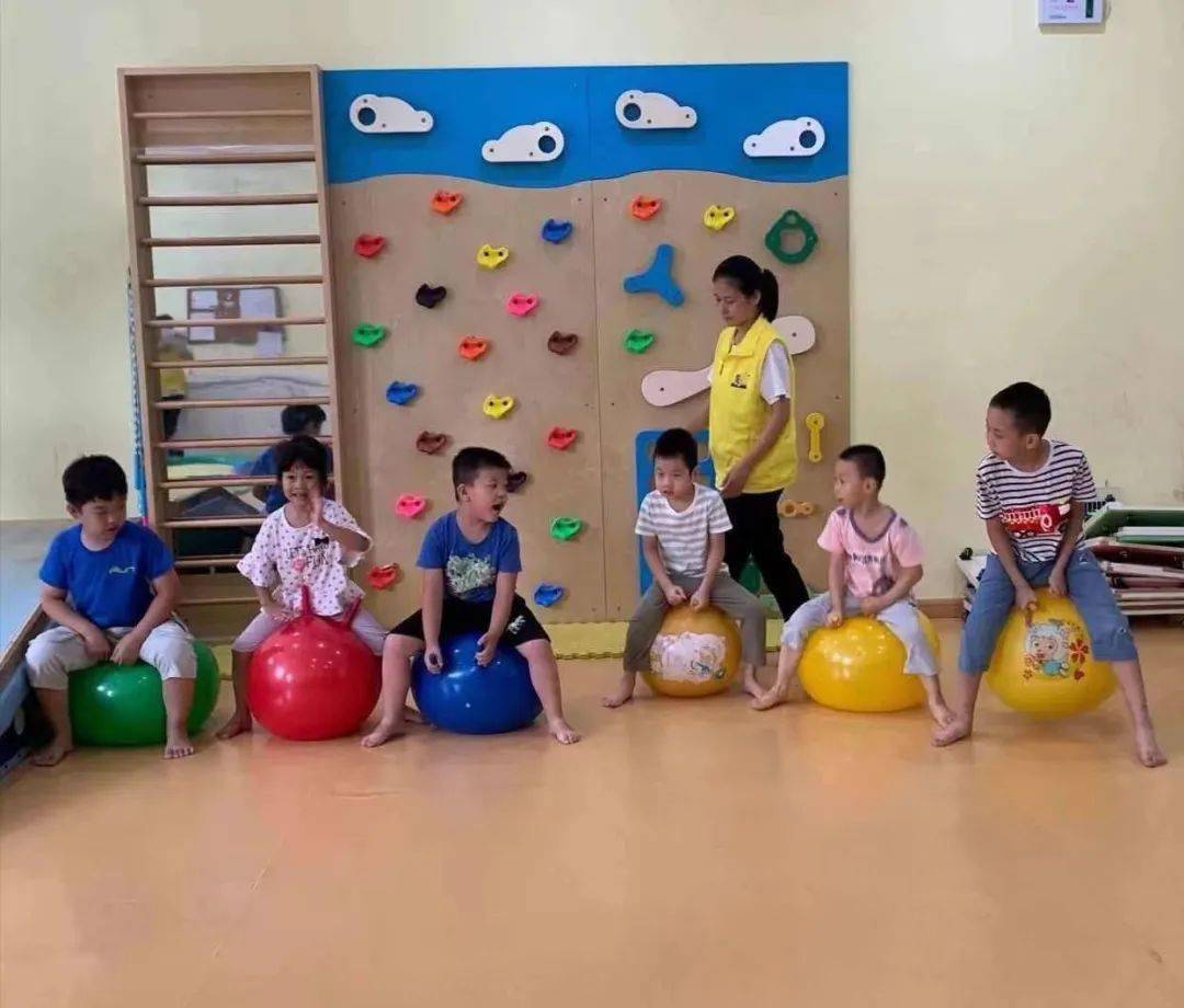 济南小海龟感统冬令营,提升专注力_训练