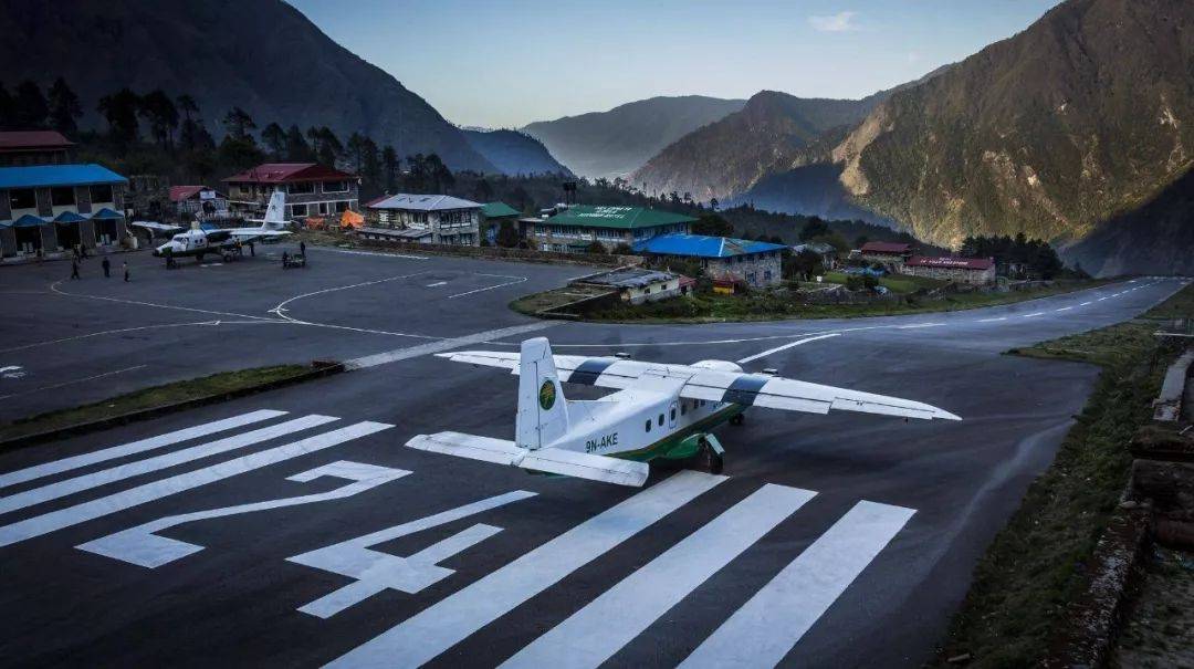 76尼泊尔卢卡拉机场