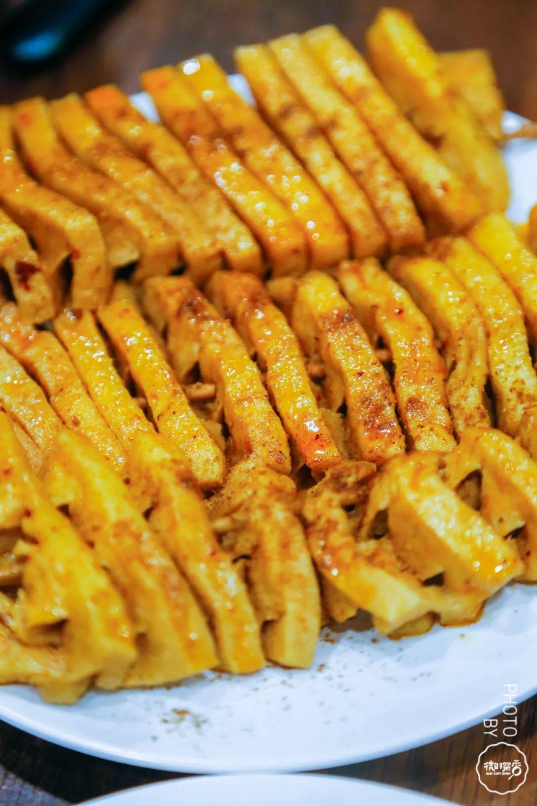 失踪二十多年的老店又开张啦爽滑q弹酸辣粉软糯多汁豆腐串都是记忆中