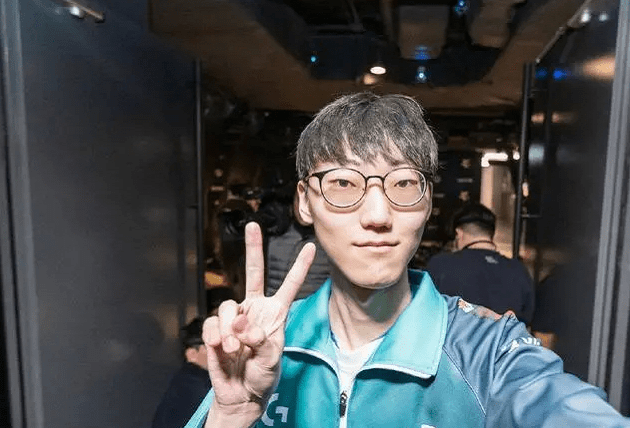 nuguri上分属实夸张,不到一个月成lpl第一:1238分_手机搜狐网