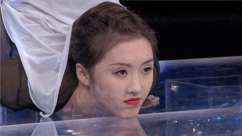 主持人:敏健,宇鑫评委:闫寒,李毅, 李军竞演选手:黄