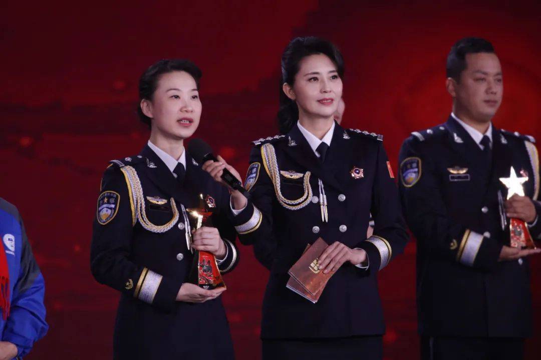 2020"北京榜样·最美警察"揭晓仪式,明晚上演!